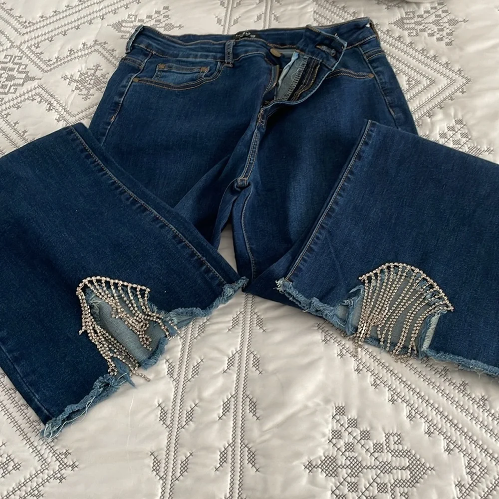 Woman’s Bebe jeans - Picture 2 of 6